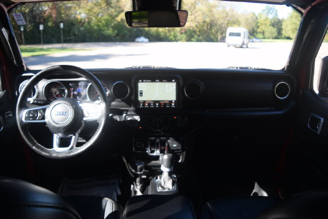 Used 2020 Jeep Wrangler Unlimited Sahara AWD/4WD image 24
