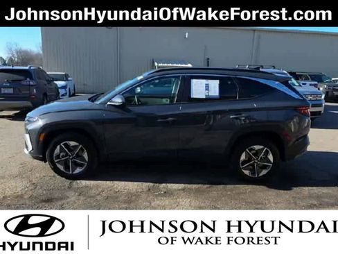 Certified 2025 Hyundai Tucson SEL image 5