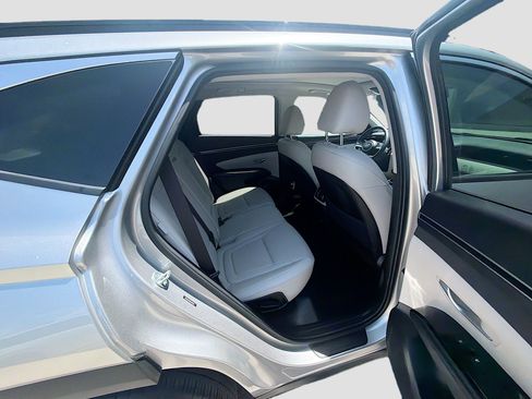 Used 2024 Hyundai Tucson Limited FWD image 26