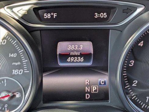 Used 2018 Mercedes-Benz GLA 250 image 11