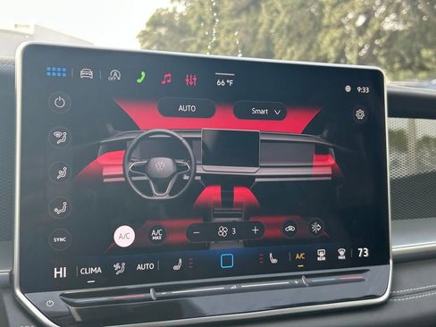New 2026 Volkswagen Tiguan SE AWD/4WD image 18