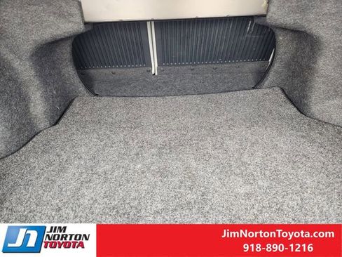 Used 2016 Toyota Camry SE FWD image 33
