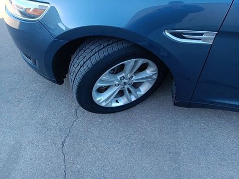 Used 2019 Ford Taurus SE image 33