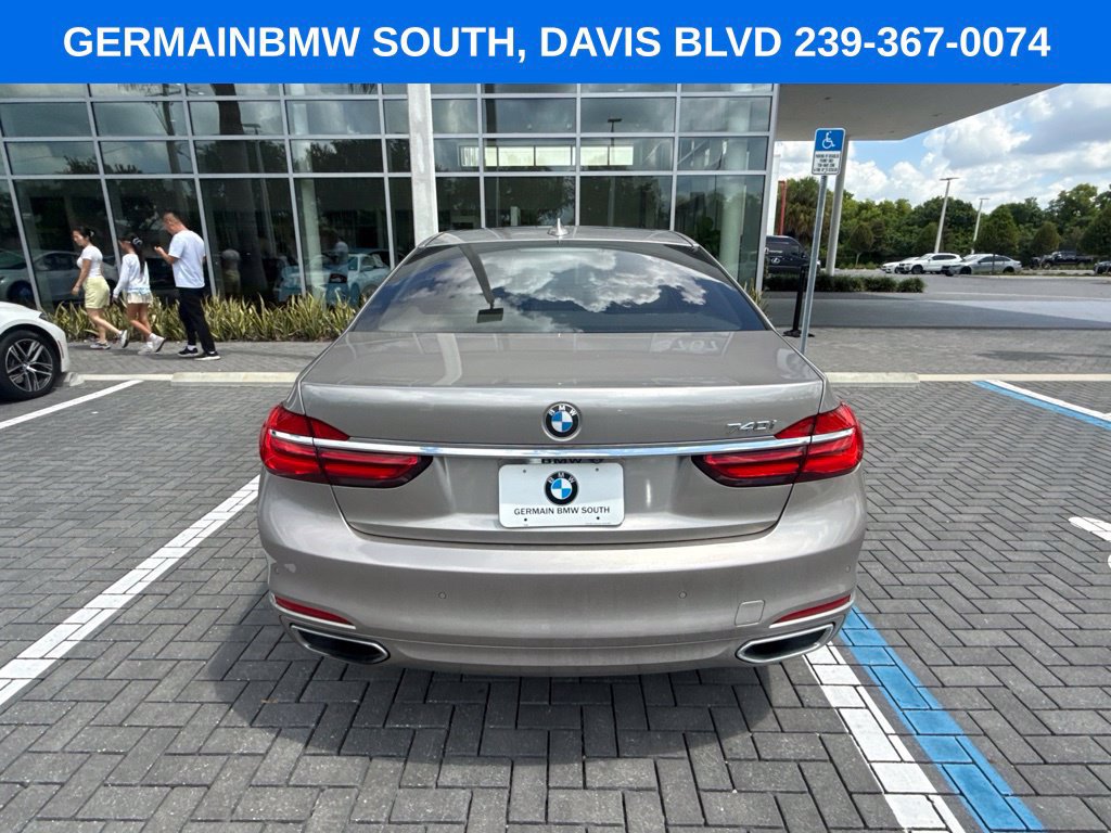 Used 2017 BMW 740i RWD image 7