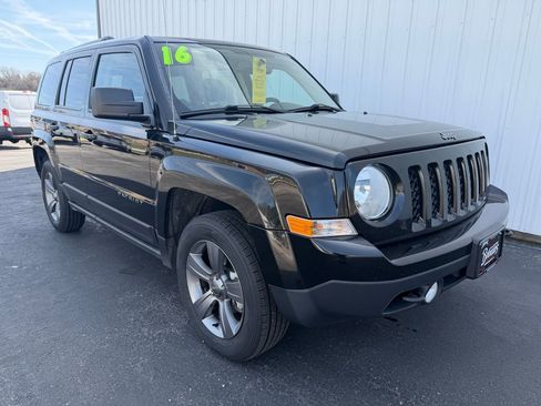Used 2016 Jeep Patriot Sport w/ Power Value Group AWD/4WD image 3