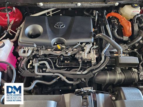 Used 2022 Toyota Venza XLE image 41