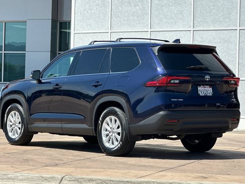 Certified 2026 Toyota Grand Highlander AWD Hybrid image 7