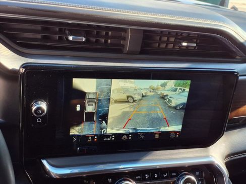 Used 2024 GMC Sierra 1500 Denali Ultimate image 6