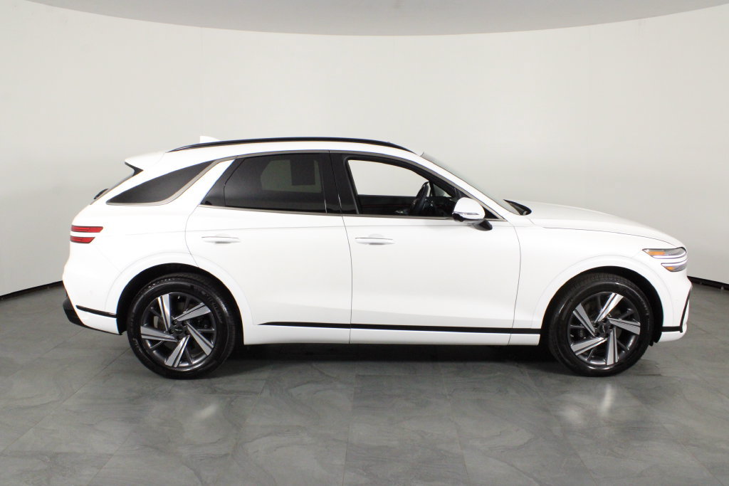 Used 2026 Genesis GV70 3.5T Sport Advanced AWD/4WD image 10