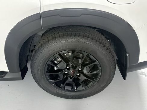 New 2025 Nissan Armada PRO-4X image 11