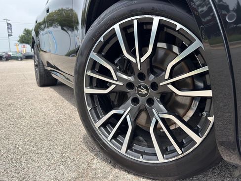 Used 2023 Maserati Grecale Modena AWD/4WD image 5
