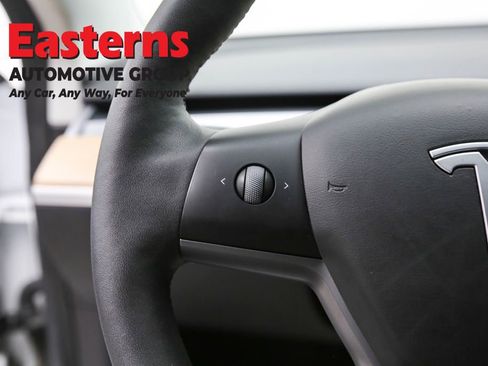 Used 2021 Tesla Model 3 Long Range image 15