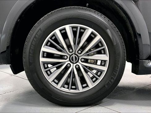 Used 2022 Nissan Armada SL RWD image 10