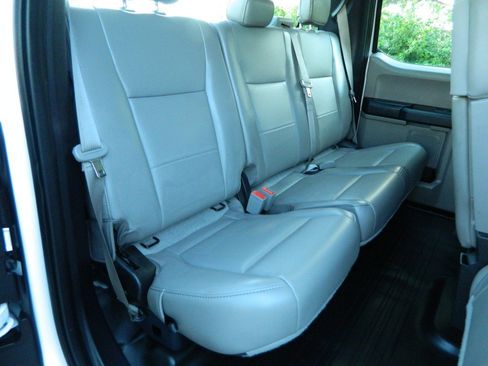 Used 2019 Ford F150 XL w/ Equipment Group 101A Mid AWD/4WD image 19