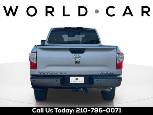 Used 2018 Nissan Titan PRO-4X w/ Pro-4x Utility Package AWD/4WD image 4