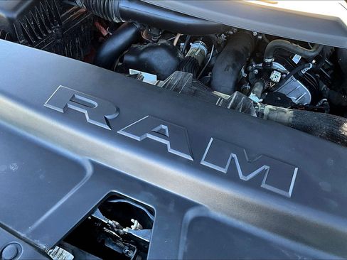 Used 2020 RAM 1500 Big Horn image 32