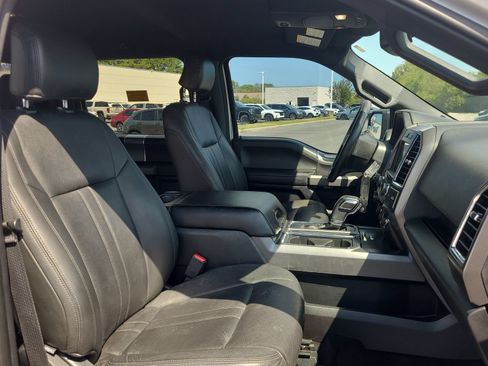 Used 2016 Ford F150 XLT w/ Equipment Group 301A Mid RWD image 16