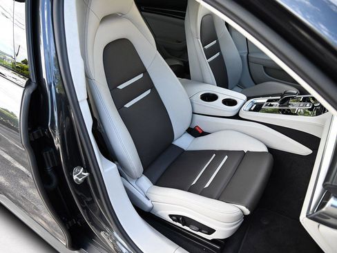 Used 2023 Porsche Panamera GTS image 22