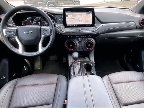 Used 2025 Chevrolet Blazer RS AWD/4WD image 15