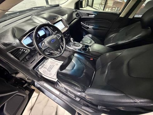 Used 2015 Ford Edge Titanium w/ Equipment Group 301A AWD/4WD image 19