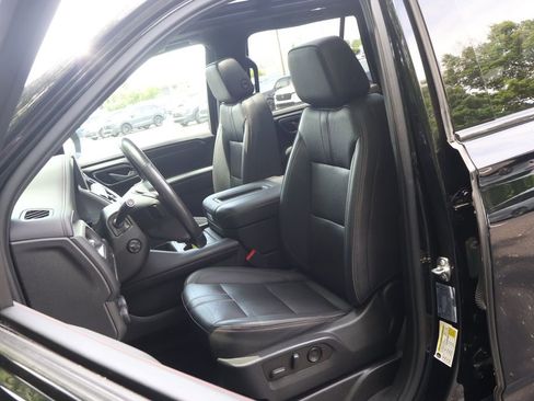 Certified 2022 Chevrolet Tahoe RST w/ Sport Performance Package AWD/4WD image 30
