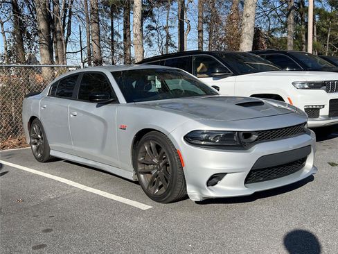 Used 2023 Dodge Charger Scat Pack image 4