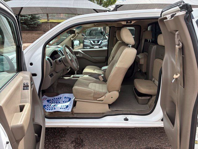 Used 2012 Nissan Frontier SV AWD/4WD image 20