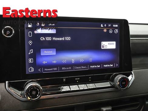 Used 2024 Chevrolet Colorado W/T RWD image 18