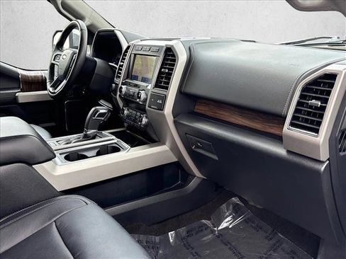 Used 2020 Ford F150 Lariat w/ Equipment Group 502A Luxury AWD/4WD image 19