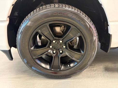 Used 2020 RAM 1500 Big Horn RWD image 23