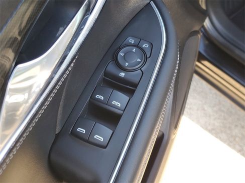 Used 2022 Buick Envision Preferred image 17