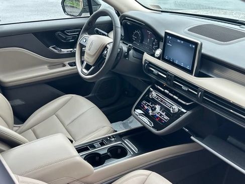 Used 2022 Lincoln Corsair AWD w/ Equipment Group 101A image 35