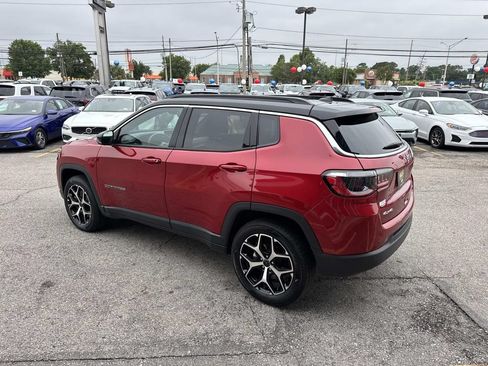 Used 2025 Jeep Compass Limited AWD/4WD image 6