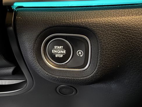 Used 2022 Mercedes-Benz GLS 450 4MATIC image 34