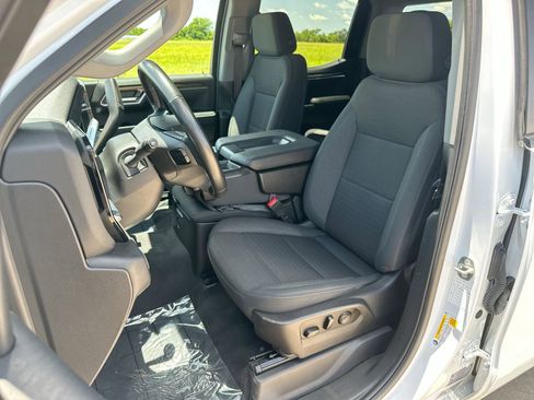 Used 2023 Chevrolet Silverado 1500 LT w/ Protection Package image 11