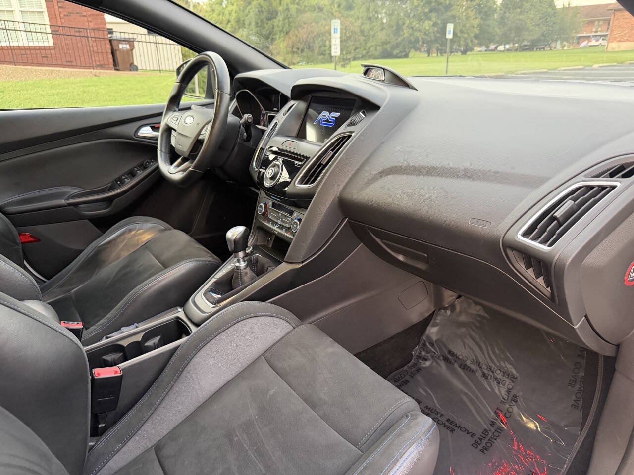 Used 2017 Ford Focus RS AWD/4WD image 29