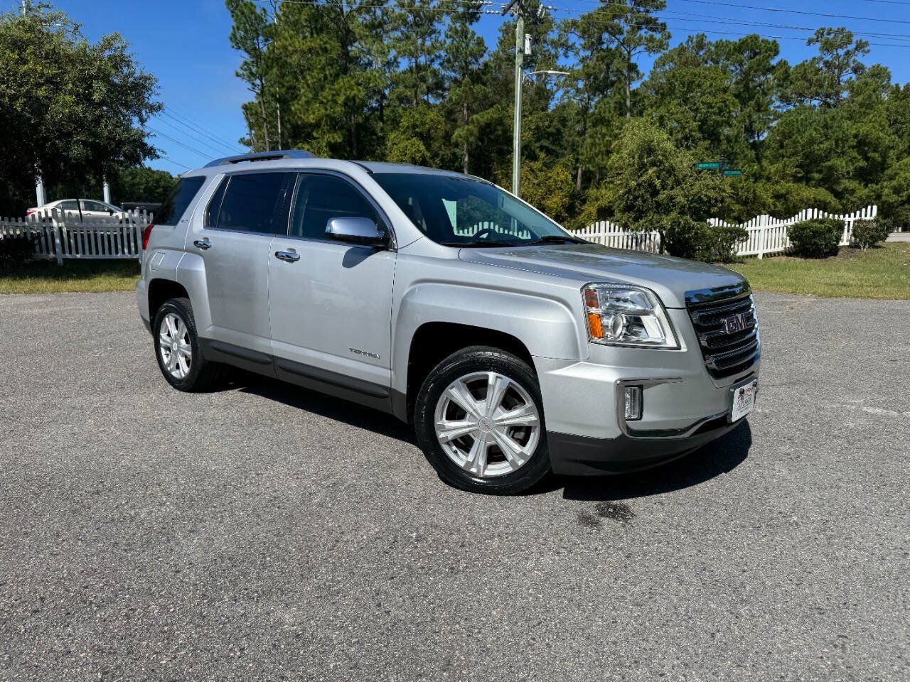 Used 2017 GMC Terrain SLT AWD/4WD image 8