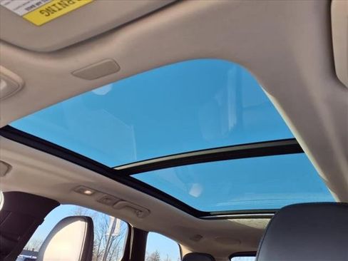 Used 2022 Volvo XC60 B5 Inscription w/ Advanced Package image 12