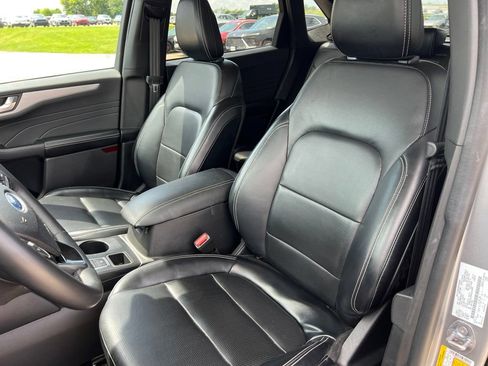 Used 2024 Ford Escape Platinum AWD/4WD image 21