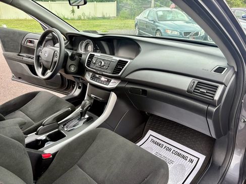 Used 2013 Honda Accord LX image 22