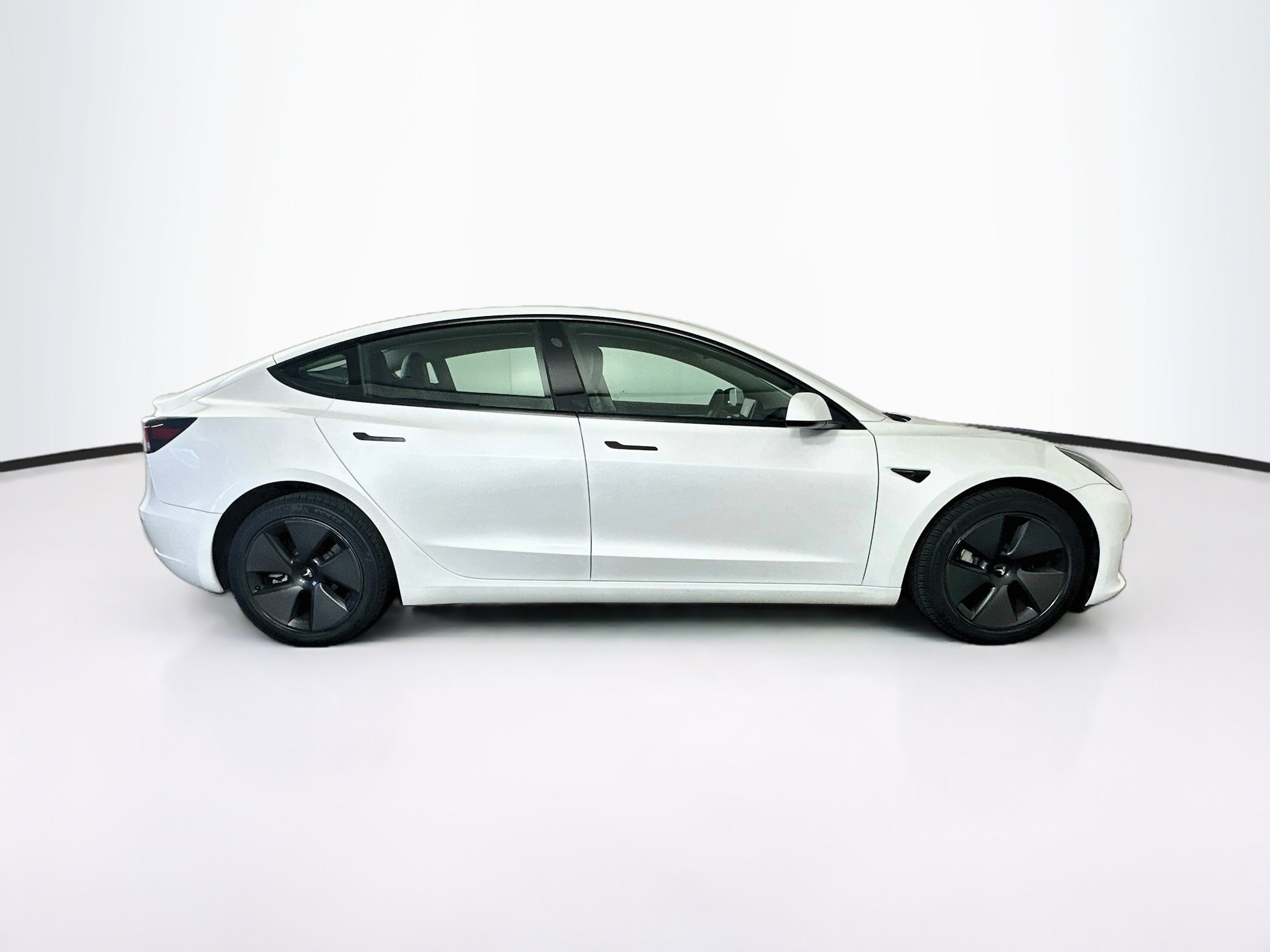 Used 2023 Tesla Model 3 Standard Range RWD image 10