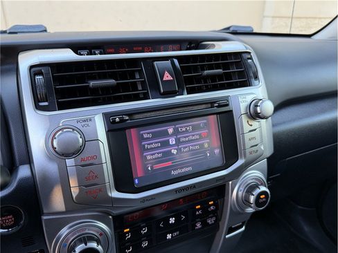 Used 2013 Toyota 4Runner Limited AWD/4WD image 19