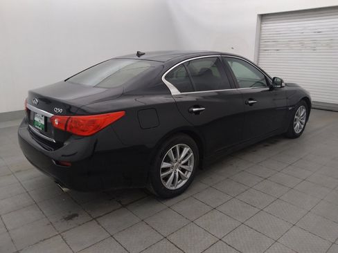 Used 2017 INFINITI Q50 2.0t w/ Moonroof Package RWD image 10