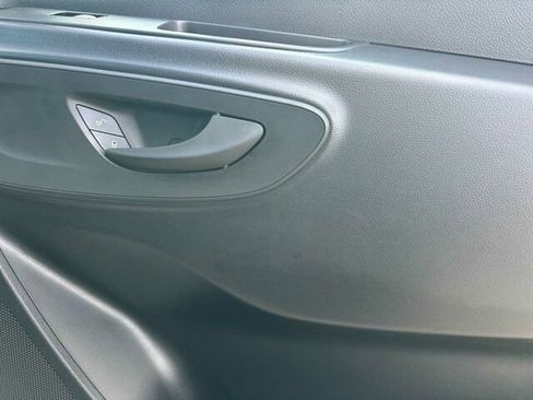 Used 2024 Mercedes-Benz Sprinter 2500 image 20