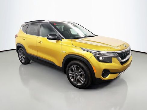 Used 2021 Kia Seltos S image 1