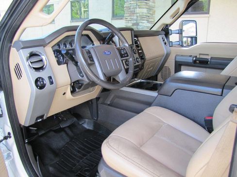 Used 2016 Ford F350 Lariat w/ Lariat Ultimate Package image 13