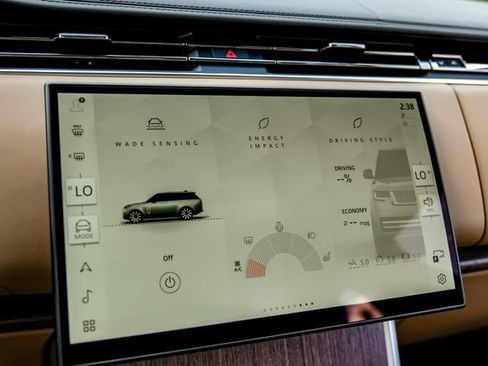 New 2026 Land Rover Range Rover SE AWD/4WD image 39