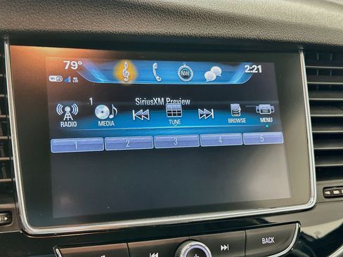 Used 2020 Buick Encore Essence AWD/4WD image 21