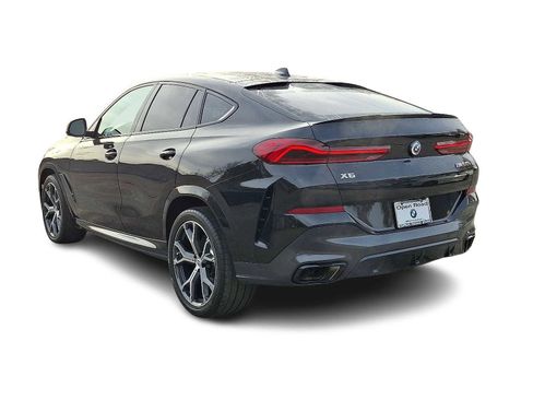 Used 2023 BMW X6 M50i w/ Executive Package image 4