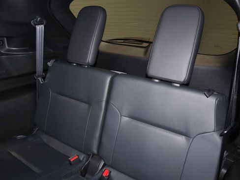 Used 2024 Mitsubishi Outlander SE image 22